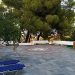 Villa Pine Tree Beachfront